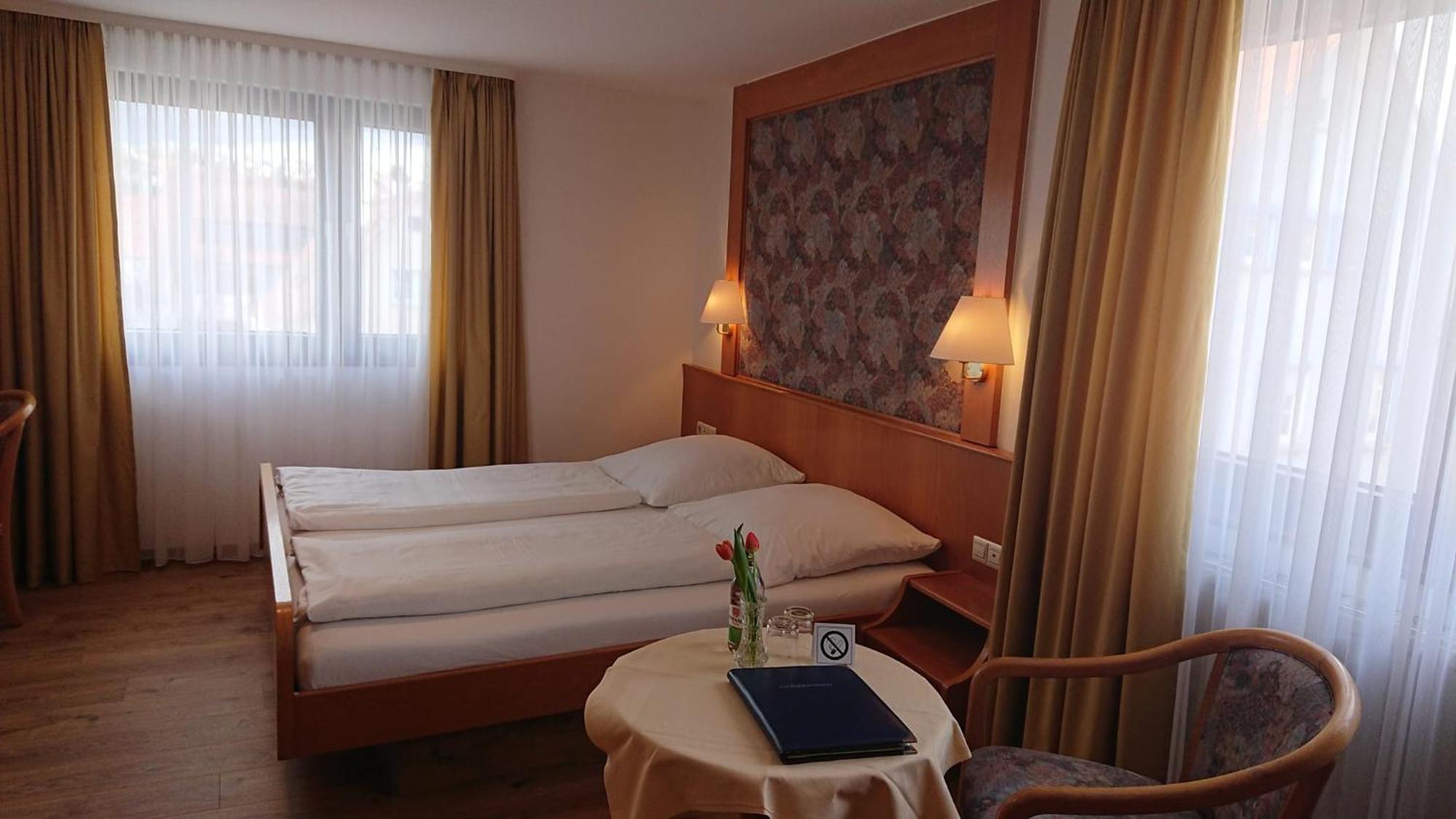 Hotel Wuerttemberger Hof Garni Rottenburg am Neckar Exterior photo