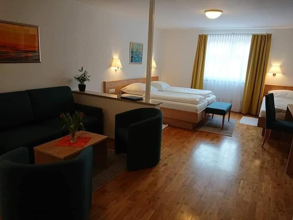 Hotel Wuerttemberger Hof Garni Rottenburg am Neckar Exterior photo